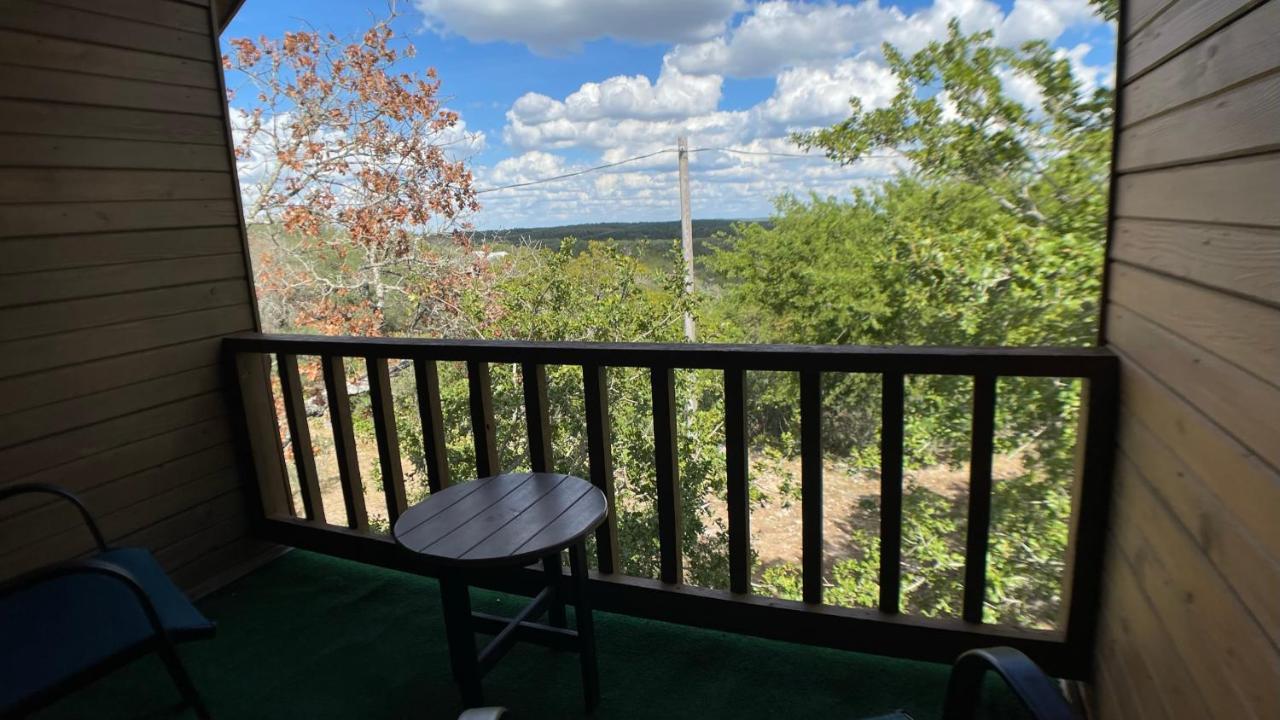 Walnut Canyon Cabins Φρέντερικσμπεργκ Εξωτερικό φωτογραφία