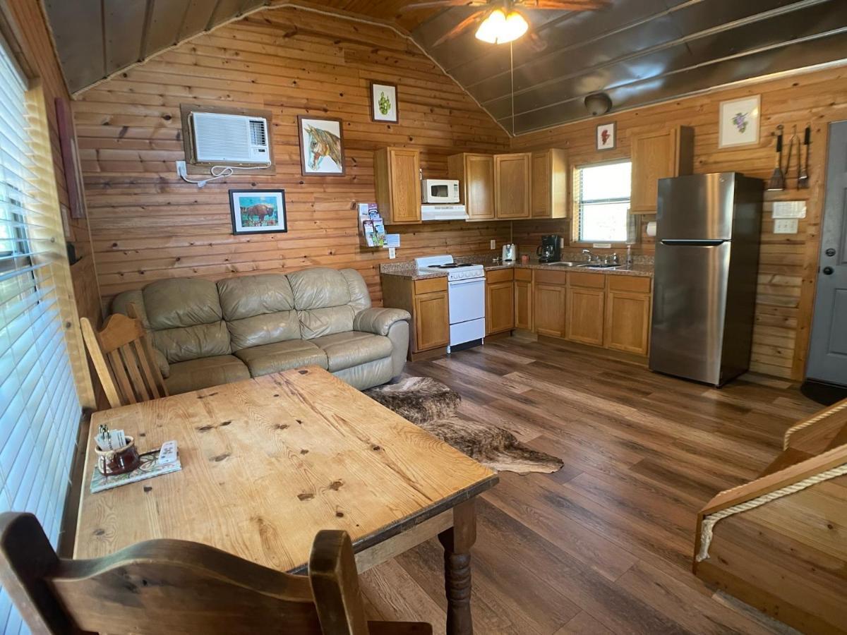 Walnut Canyon Cabins Φρέντερικσμπεργκ Εξωτερικό φωτογραφία