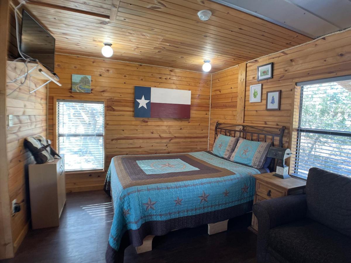 Walnut Canyon Cabins Φρέντερικσμπεργκ Εξωτερικό φωτογραφία